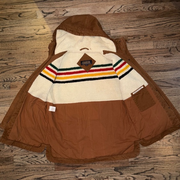 Pendleton Brown Coat - Picture 6 of 7